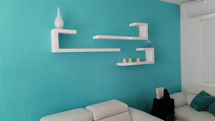 Repisas y estantería a medida, Playa del Carmen